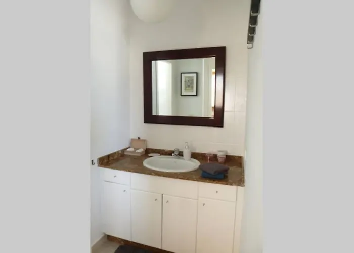 El Pasadizo - The Secret Passage-puerto Del Carmen * 푸에르토 델 카르멘